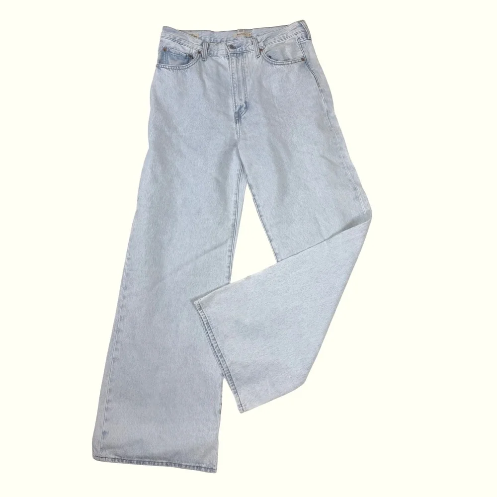 NWOT Levi's Ribcage Wide Leg Jeans Womens 31 Light Blue High Rise 100% Cotton